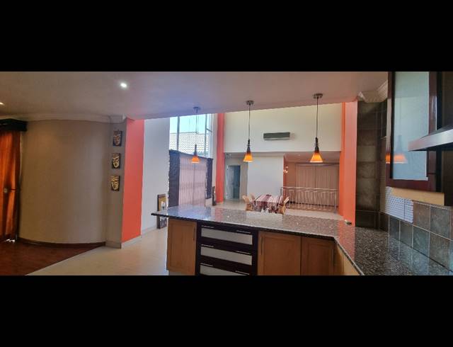 3 BEDROOM HOUSE FOR SALE IN SOMERSET PARK